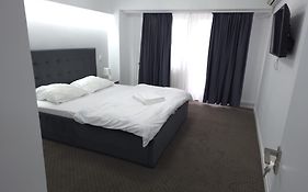 Alba Iulia Square - Apartments&Studios